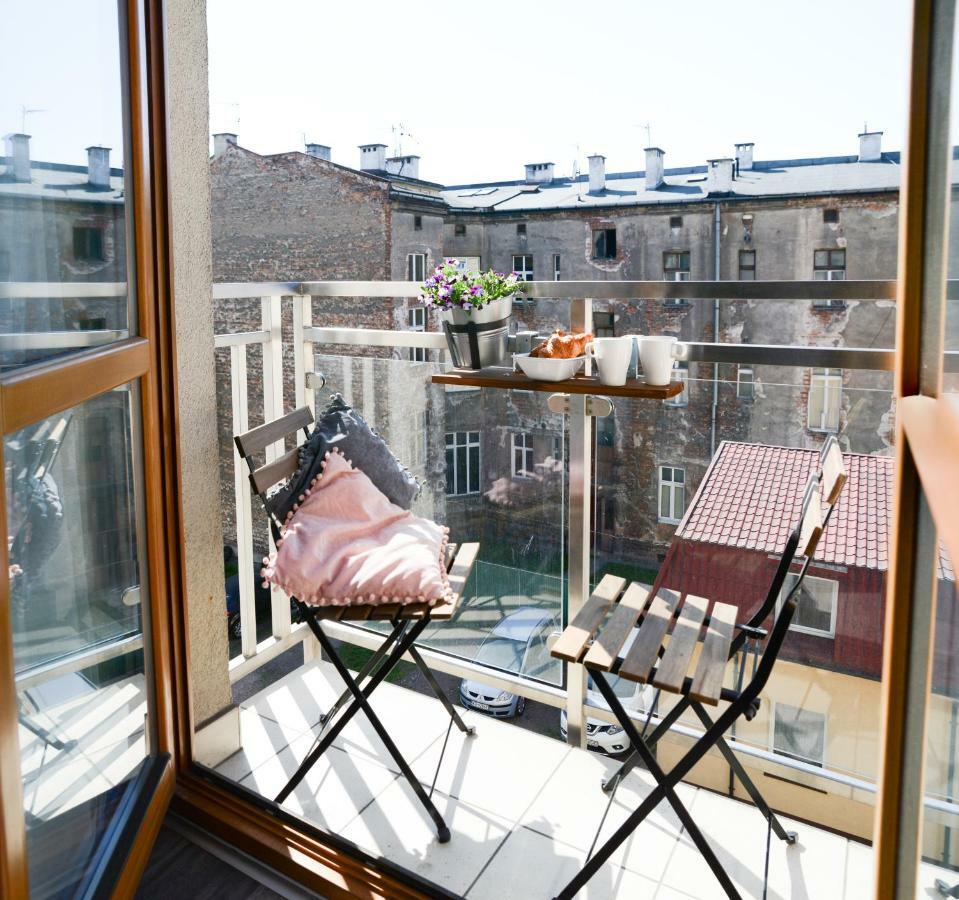 Vinyl Apartment Old Town Krakow Bagian luar foto